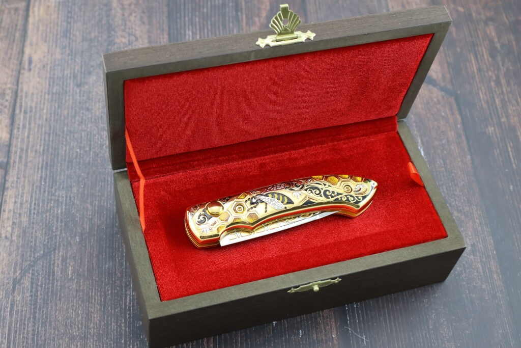 Нож складной автоматический НС 5 "Пчелка"